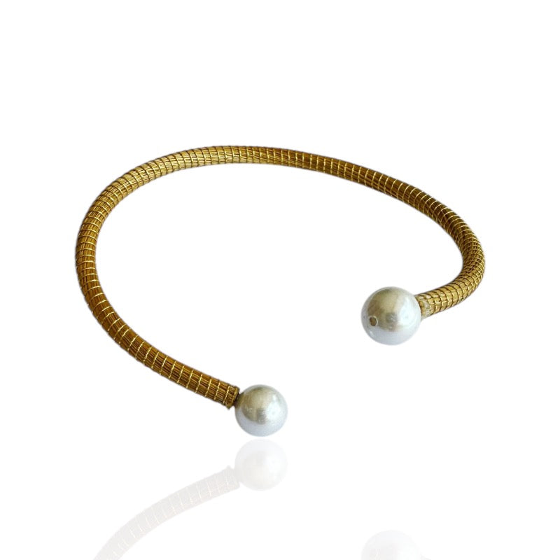 Nive Golden Grass Cuff