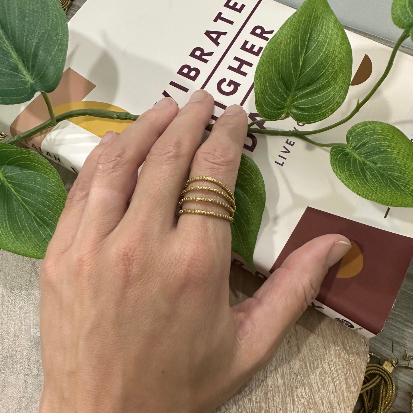 Tide Golden Grass Ring