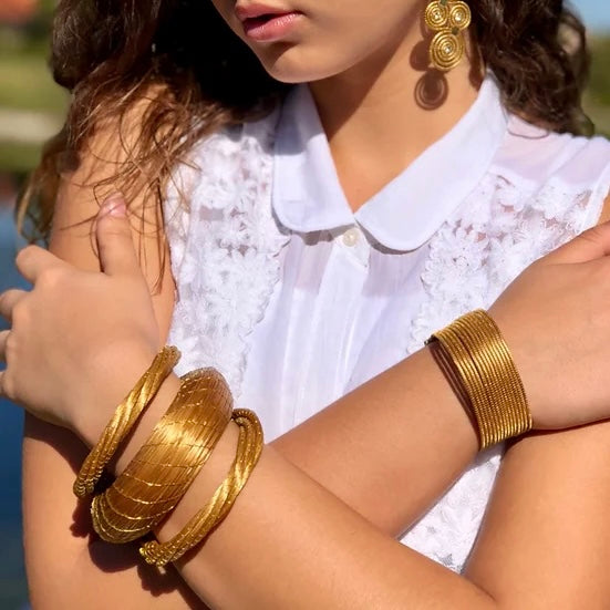 Flora Oval Golden Grass Bracelet