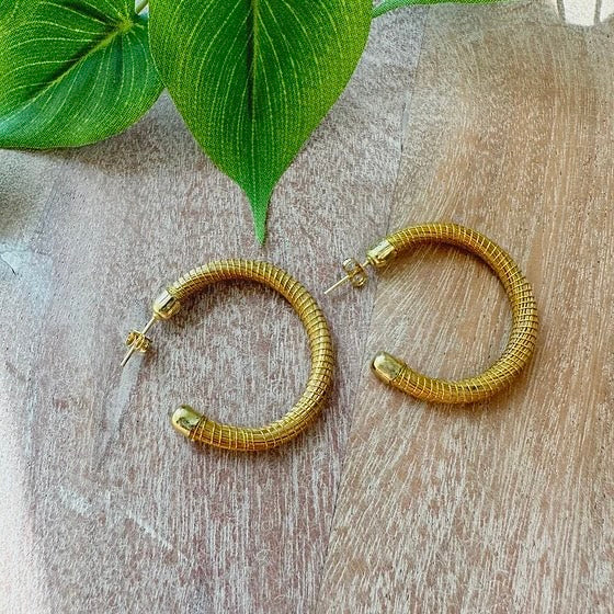 Stellar Golden Grass Hoops